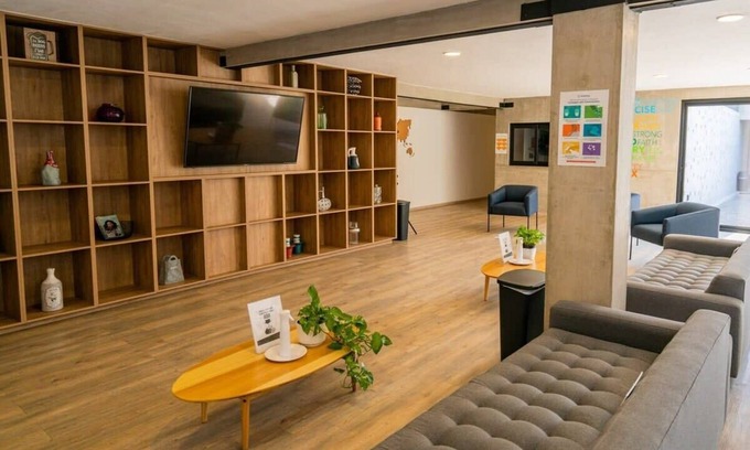 Downtown Queretaro Apartamento | +MS +Loft Coworking Vigilancia 24hrs Internet