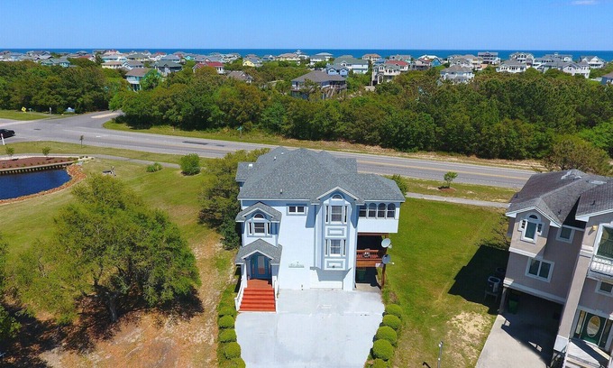 Monteray Shores Casa | MS909, Island Bliss- Soundside, Hot Tub, Community Amenities, Close to beach
