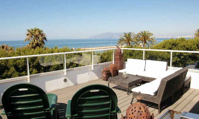 Playas del Palo Apartamento | Mshome Primera Línea en Málaga