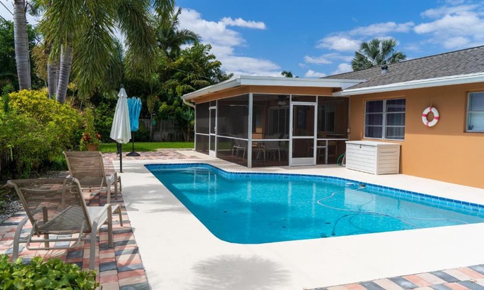 Florida Gardens Casa | Mt Irvine Luxe Pool Cottage/Close to Beach and Equestrian