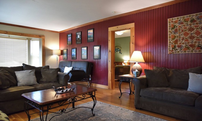McCloud Casa | monte Shasta Vacation Home en McCloud Sleeps 10+, 415-577-5198