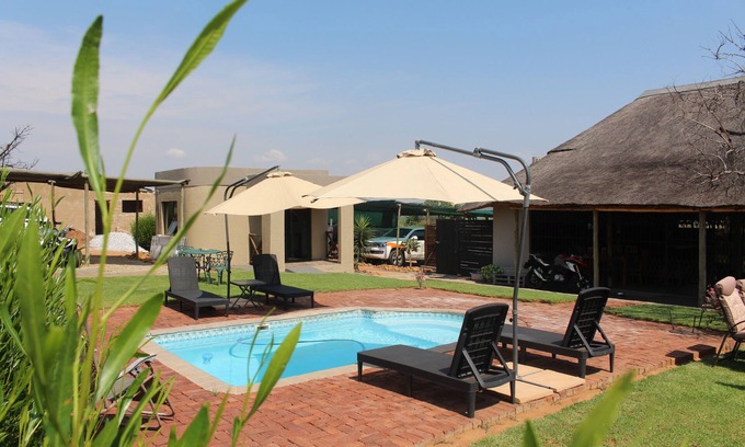 Dr JS Moroka Cabina | Mthembuskloof Country Lodge