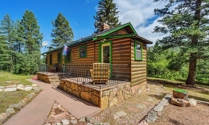 Cascade-Chipita Park Cabina | Mtn-View Cascade Cabin Near Garden of the Gods!