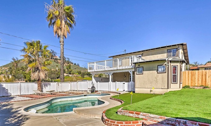 Lake Elsinore Casa | Mtn-View Home < 1 Mi to Lake Elsinore!