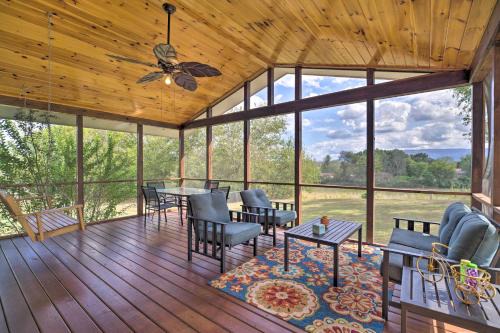 Seymour Casa | Mtn View Smokies JuJus House with Screened Porch