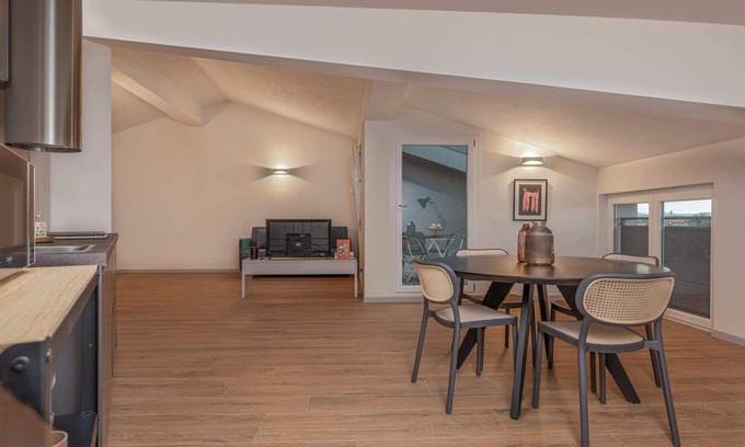 Sud-Ovest Apartamento | MuBra Apartments - Unit 406