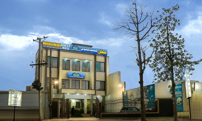Sahiwal Casa | Mughal Guest House