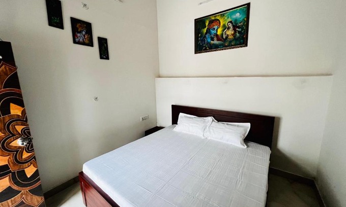 Barsana Casa | Mukhiya Ji Kripa Nikunj-Guesthouse