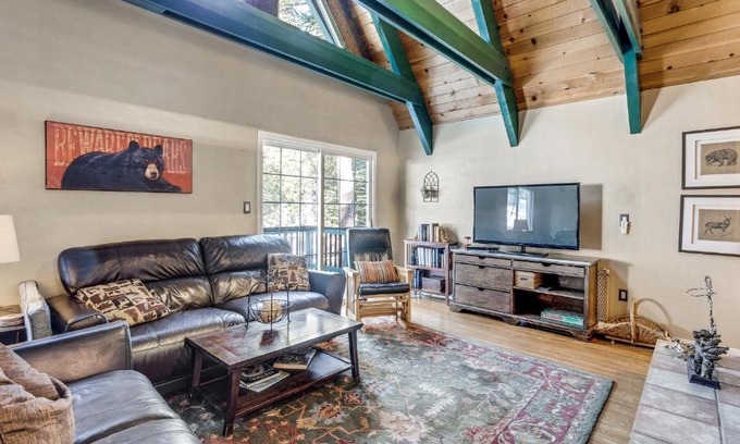 Bear Valley Casa | Multi-Family Cabin in Great Location #183