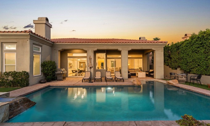 La Quinta Casa | Multi-Million Dollar PGA West 4BR/5BA Pool/Spa