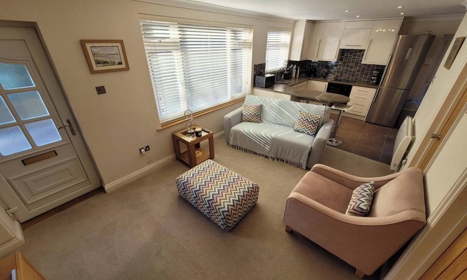 Mumbles Cabaña | Cozy Cottage Retreat in Swansea