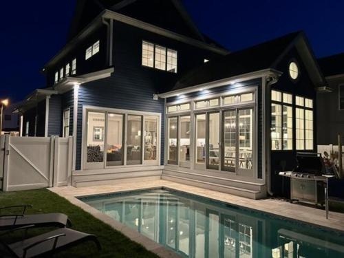 Country Club Estates Casa | Munson street 303