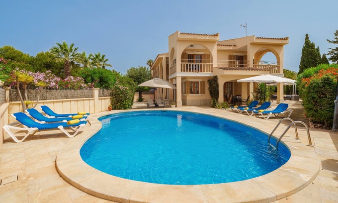 Sa Coma Chalet De Esquí | Casa Murtons para 8 a 350m del mar con piscina