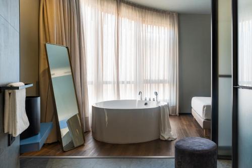 San Julian Apartamento | Muralla Sevilla Suites By Lola