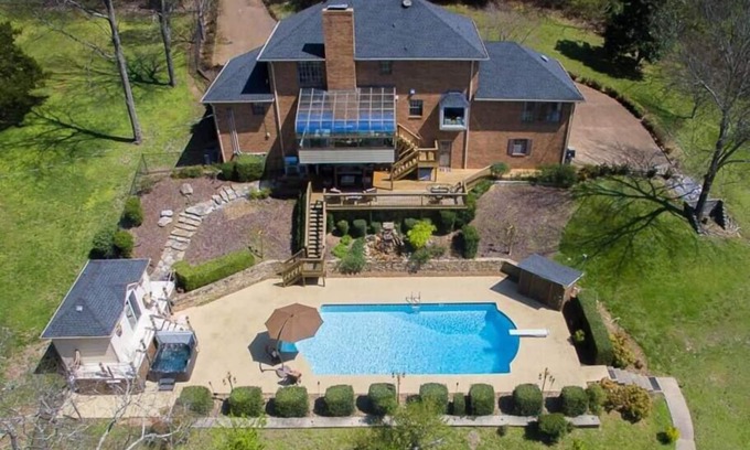 Franklin Casa | Music City Luxury Capacidad para 12 personas + Piscina, jacuzzi, sauna, tenis, 4 acres de veta escénica