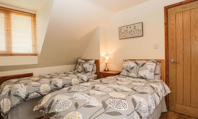 Midsomer Norton Cabaña | Muskoka Lodge, MIDSOMER NORTON