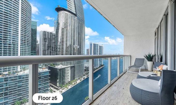 Downtown Miami Apartamento | MVR Stylish High-Rise with Epic Views