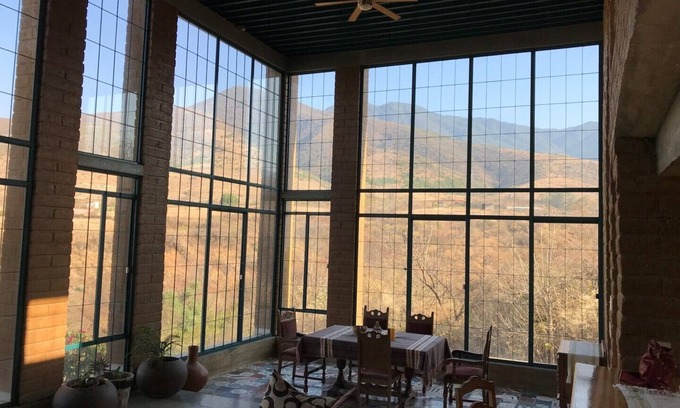 San Andres Huayapan Casa | Joya arquitectónica con impresionantes vistas a la montaña