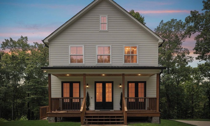 Smithville Casa | My Friend's Place-Center Hill Lake-close to PatesFord-Hot Tub-Lake View
