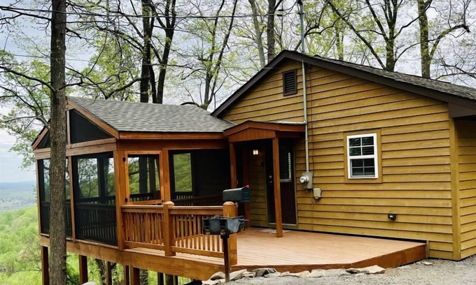 Stanardsville Cabina | My Lakeview | 2 Bed, 1 Bath