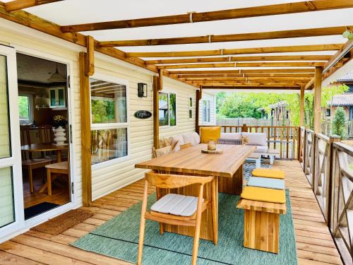 Salles Chalet De Esquí | My Maui Home
