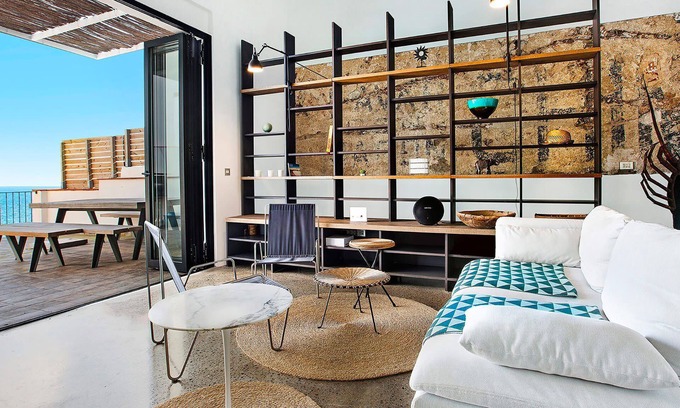 Llafranc Casa | Casa de vacaciones en Palafrugell con 4 habitaciones, capacidad 8