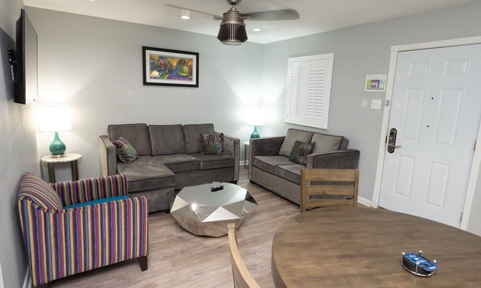 Faubourg Marigny Hotel | My SouthernComfort at 519 Frenchmen street! 106