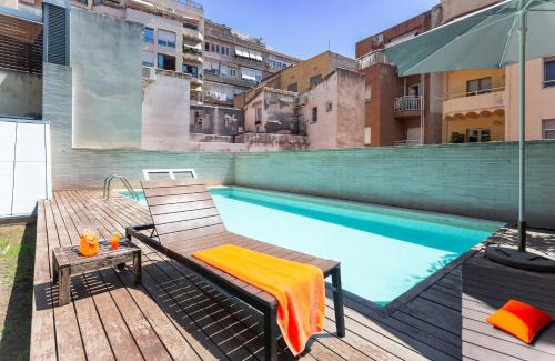 El Putget i Farro Apartamento | My Space Emirates - Splendid Apartment with Terrace and Pool near Park Güell
