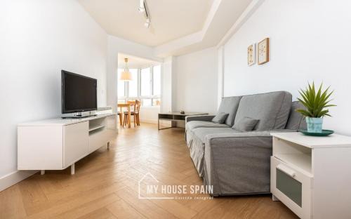 El Pison Apartamento | MyHouseSpain - Primera línea de playa con parking