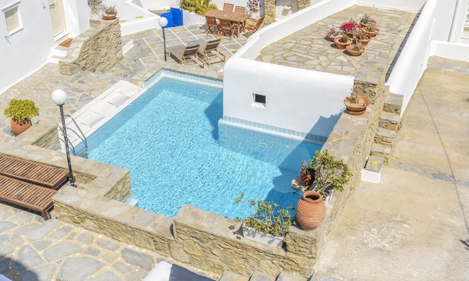 Mykonos Casa | Mykonos Town House - Ubicación perfecta con piscina y estacionamiento privado - 2 HAB.