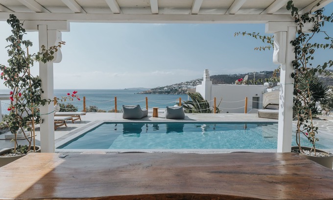 Platis Gialos Villa | MyMykonos Villa I beachfront
