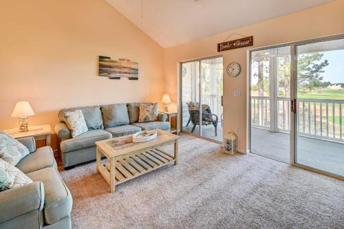 Waterford Plantation Apartamento | Myrtle Beach Beach Golf Villa with Community Pool!