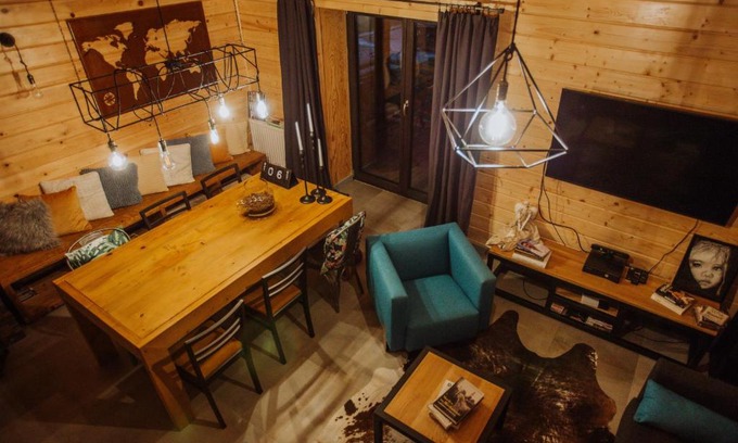 Krzyzowka Casa | N°75- Na Uboczu