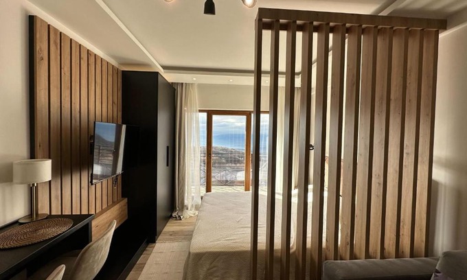 Lisina Apartamento | N Lux 81 - Milmari Resort