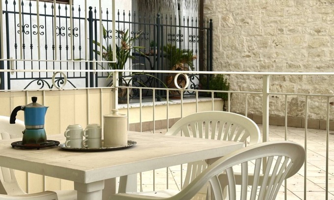 Numana Apartamento | N219 - Numana, delightful three-room apartment in the center