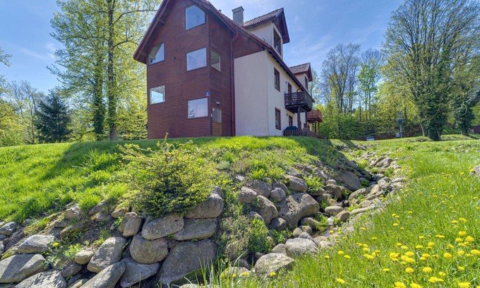 Karpacz Apartamento | Nad Łomniczką by Interhome