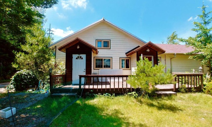 Bongpyeong Cabina | Nadeuri Pension