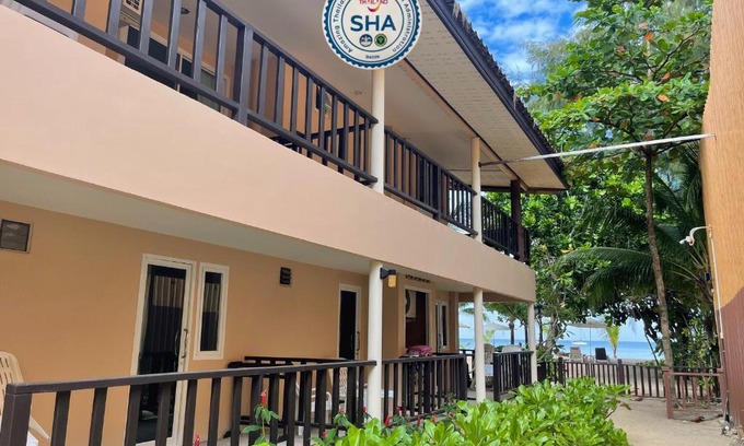 Sa Khu Casa | Naiyang Seaview Place Resort