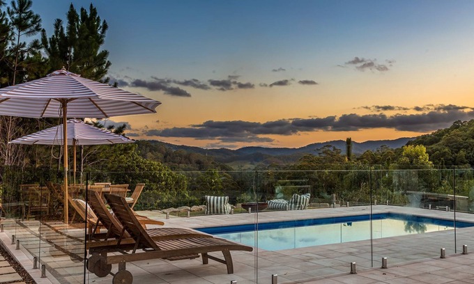 Burringbar Casa | Nala House is the perfect place to relax and unwind, surrounded by nature.