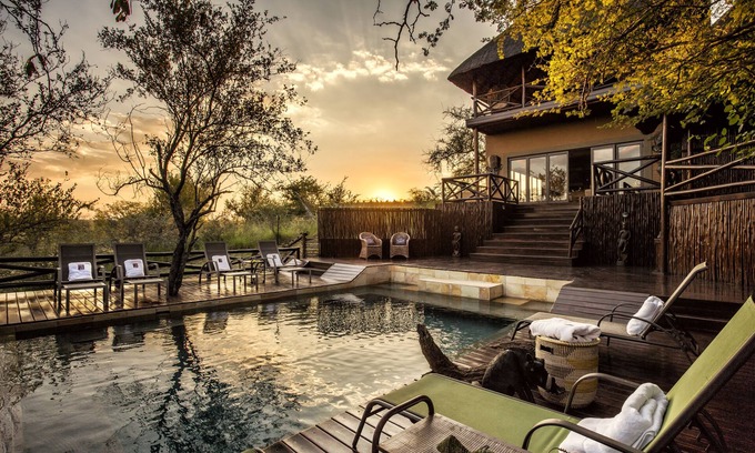 Maruleng Cabina | Naledi Game Lodges