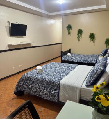 Residencial La Giralda Casa | Nancy House