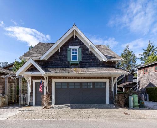 Seabrook Casa | Nantucket House by Seabrook Hospitality