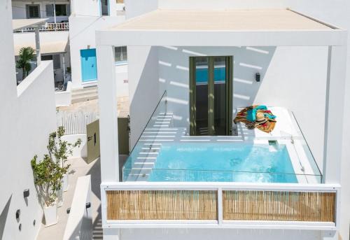 Naousa Casa | Naousa Paros Suite B with private jacuzzi