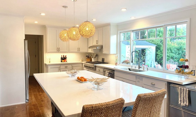 Larkspur Casa | Napa-like 5 bedroom home. Walk to everything! True indoor/outdoor living!