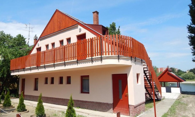 Baja Apartamento | Napsugár Apartman