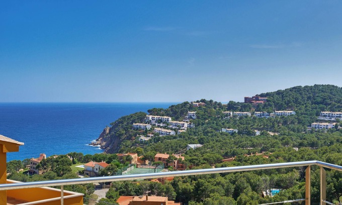 Tamariu Casa | Villa con gran capacidad, vistas al mar y piscina privada - Tamariu-Costa Brava