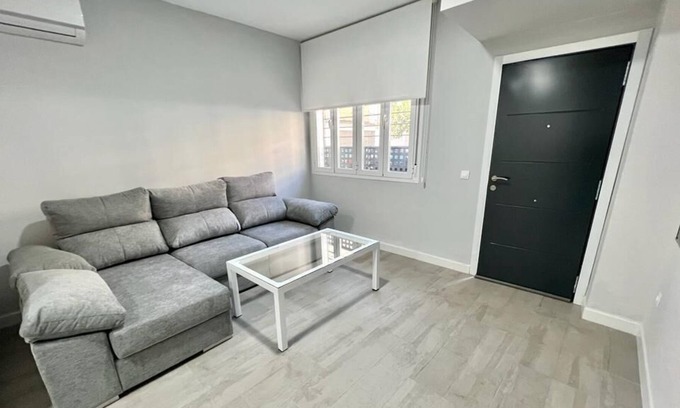 Distrito Noroeste Condominio | Apartamento Escritor Narbona NO MASCOTAS - NO PETS