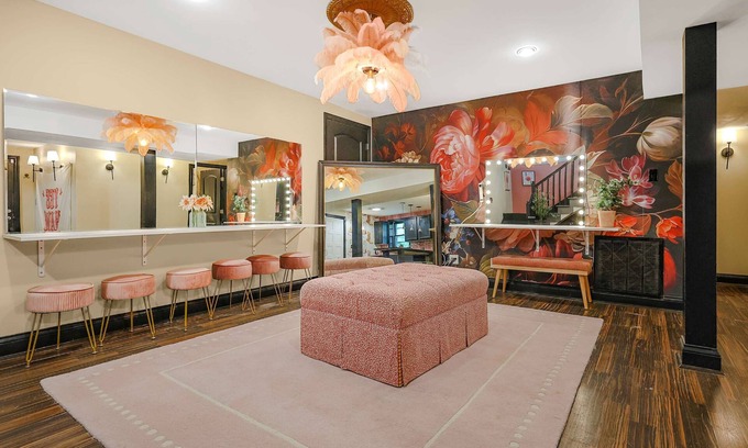 Nashville Casa | Nashville Bachelorette Retreat with Style