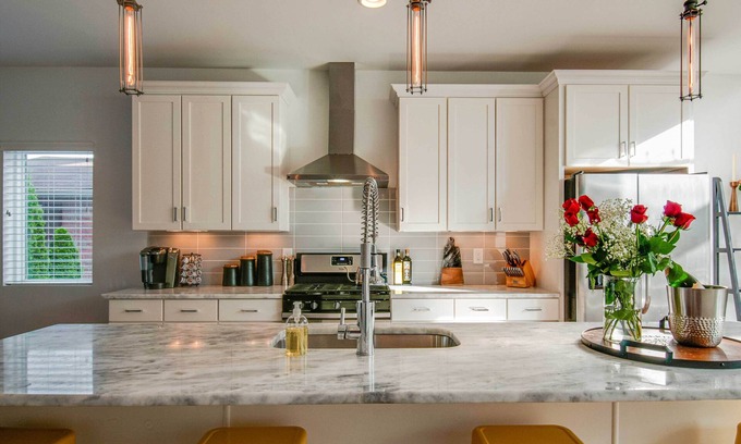 Salemtown Casa | Nashville Home w/ Rooftop Deck < 2 Mi to Dtwn