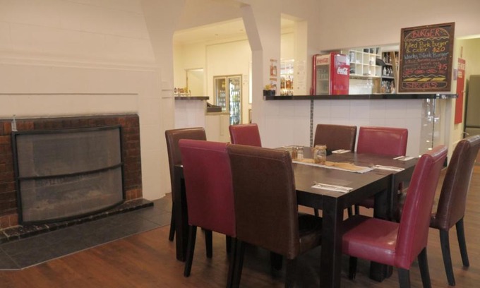 Toowoomba Hotel | National Hotel Toowoomba